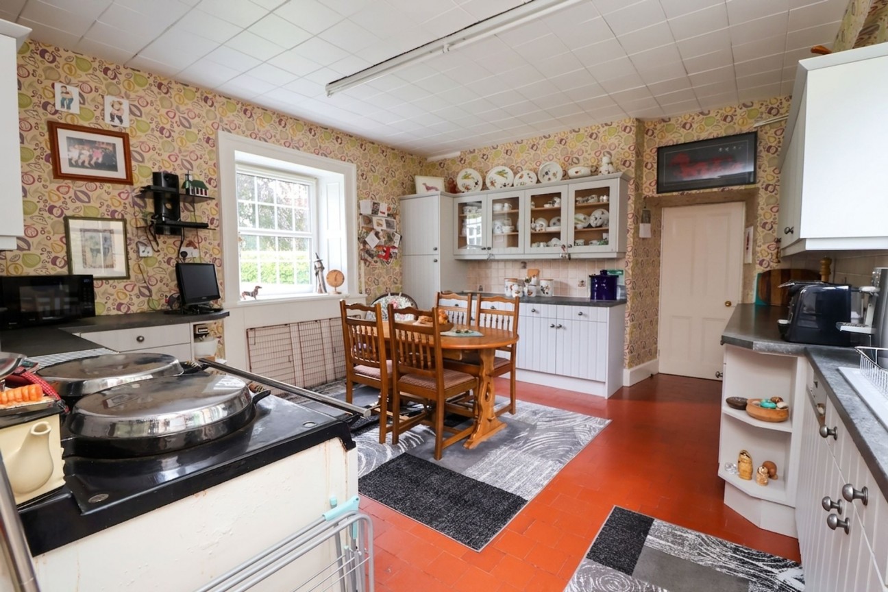 High Road, Carlton-In-Lindrick, S81