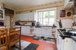 High Road, Carlton-In-Lindrick, S81