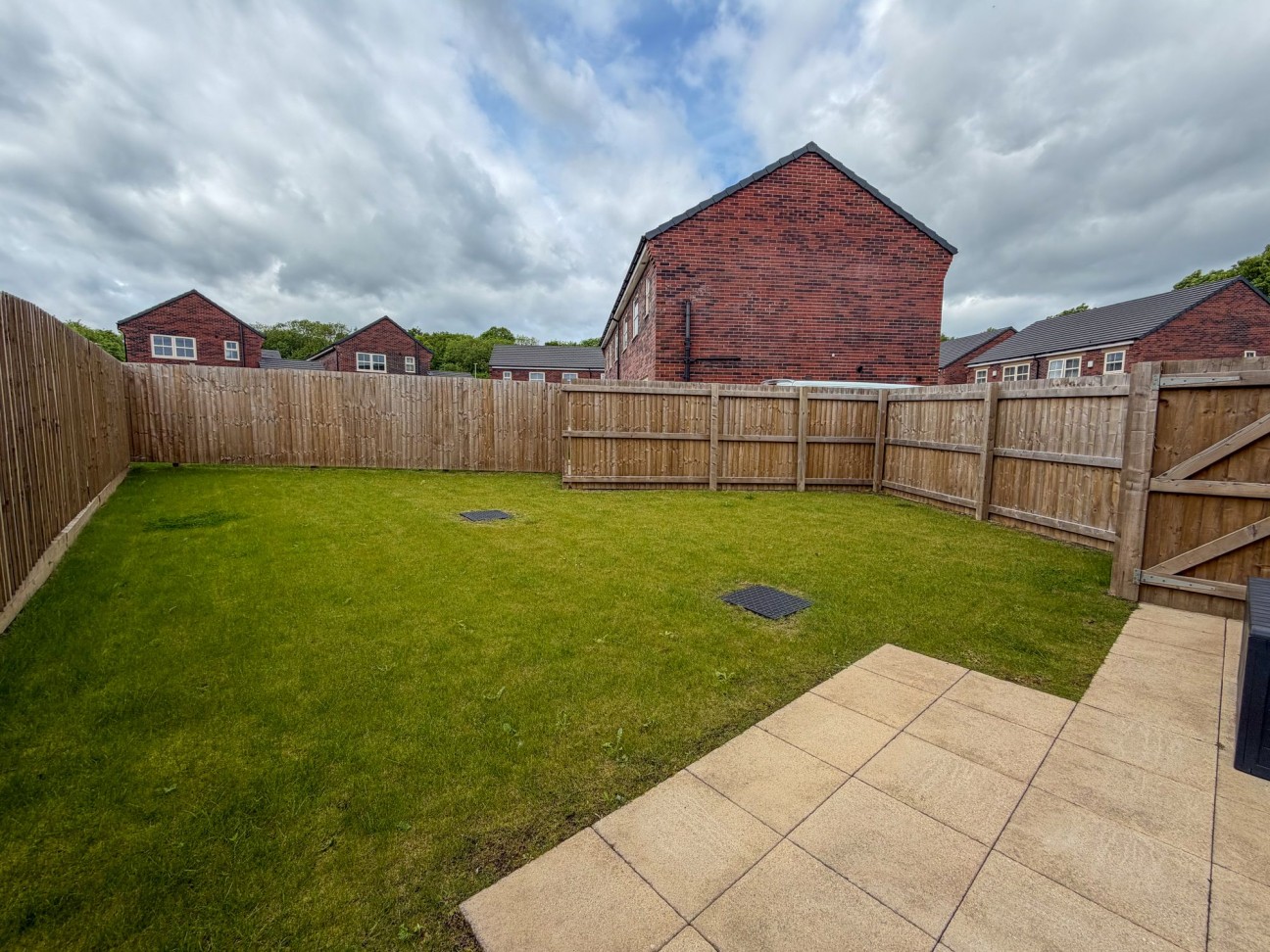 Hewer Drive, Costhorpe, S81