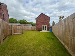 Hewer Drive, Costhorpe, S81