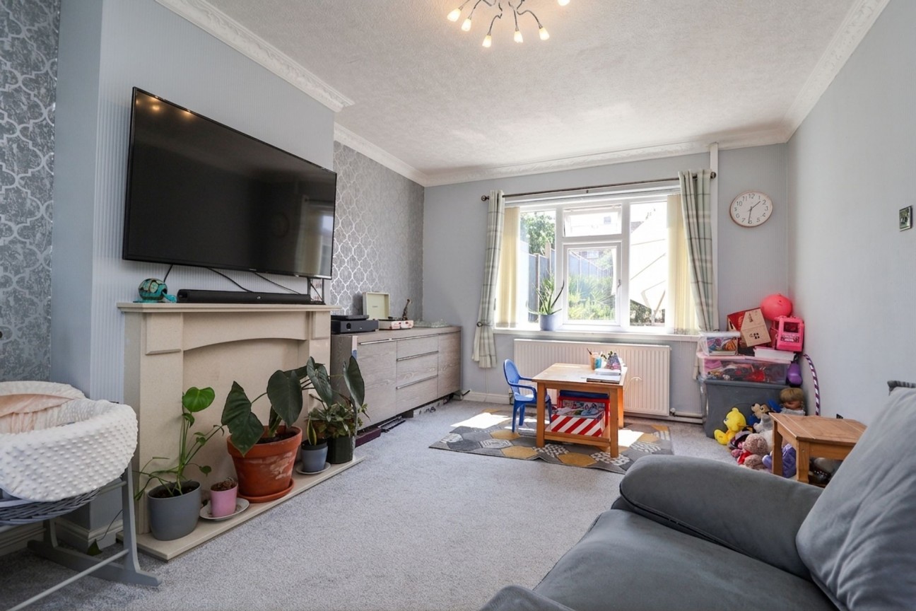 Kingston Road, Worksop, S80