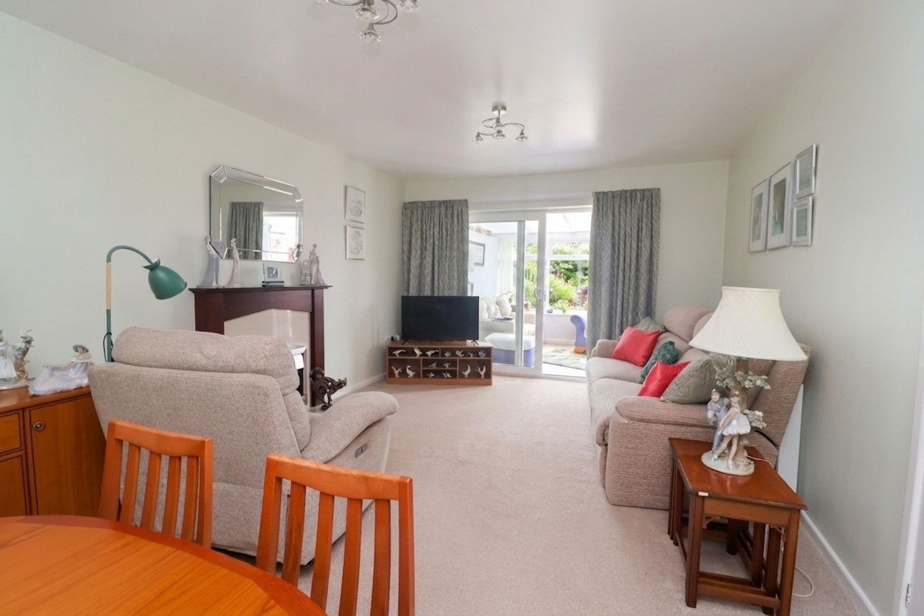 Carrisbrook Road, Carlton-In-Lindrick, S81