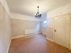 Sparken Hill, Worksop, S80