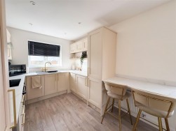 Westfield Way, S43