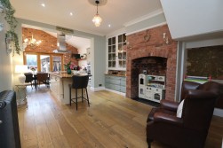 Manton Villas, Worksop, S80