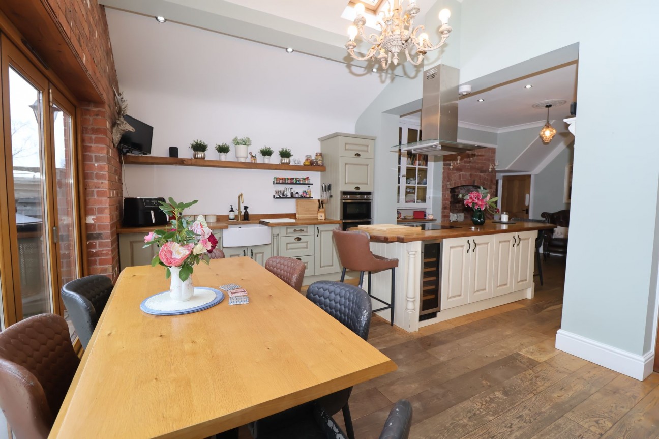 Manton Villas, Worksop, S80