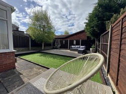 Manor Close, Worksop, S80