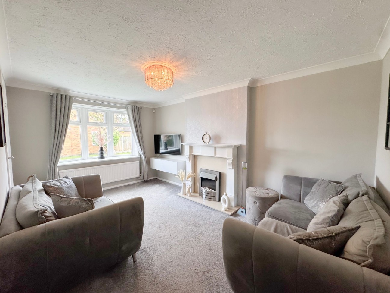 Manor Close, Worksop, S80