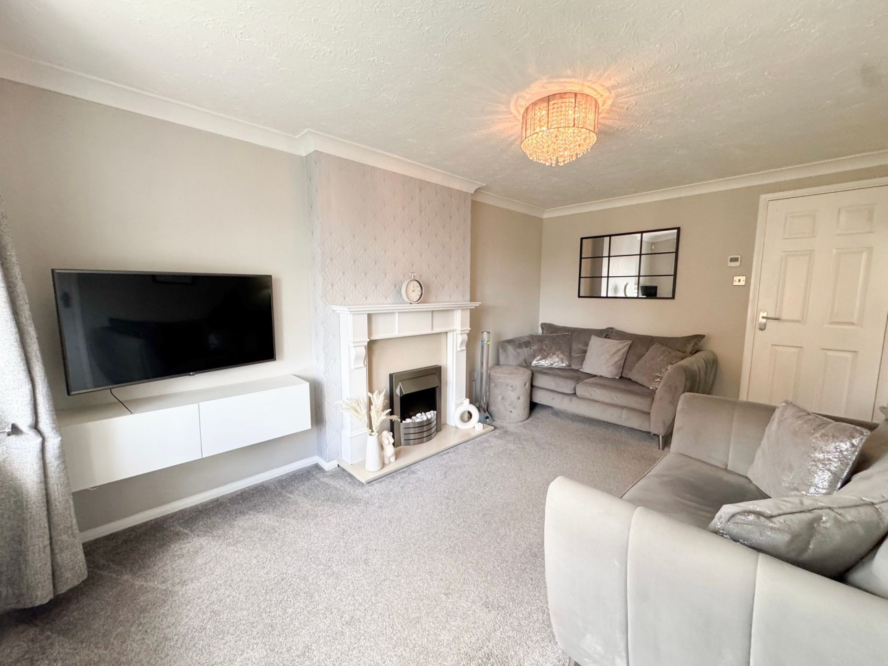 Manor Close, Worksop, S80