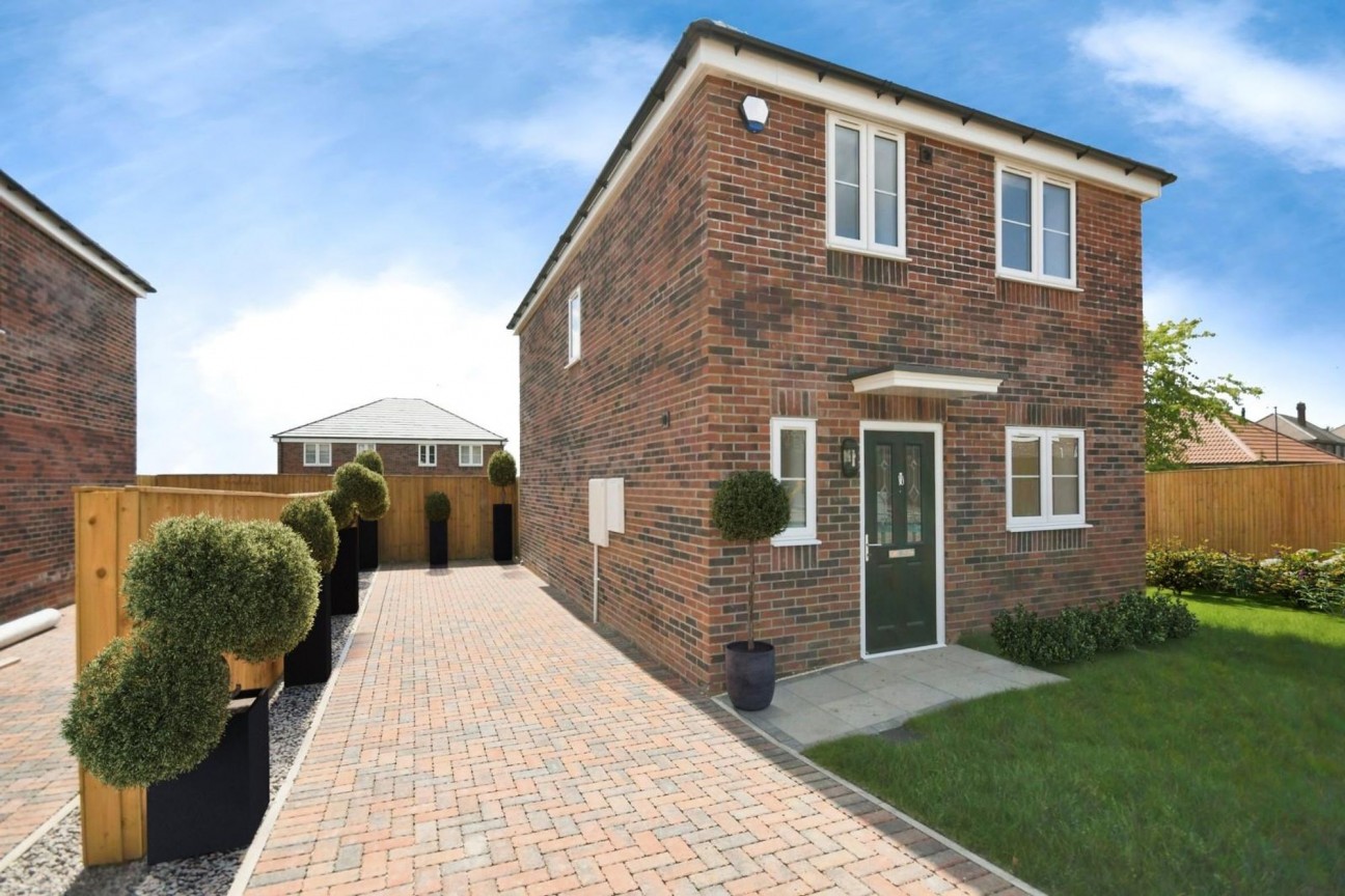 Westfield Way, S43