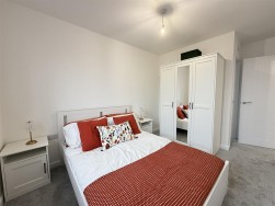 Westfield Way, S43