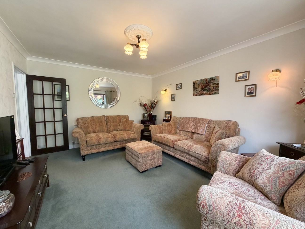 Scotland Street, Whitwell, S80