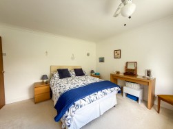 Scotland Street, Whitwell, S80