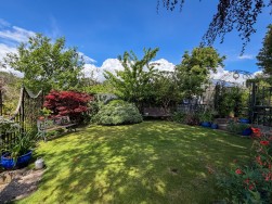 Scotland Street, Whitwell, S80