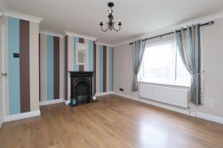 Westway, Worksop, S81