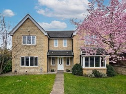 Hall Drive, Worksop, S80