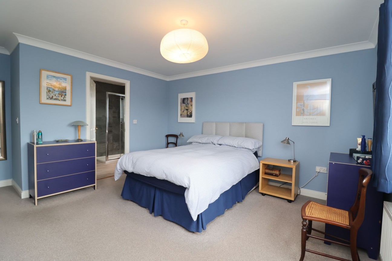 Hall Drive, Worksop, S80