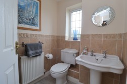 Hall Drive, Worksop, S80