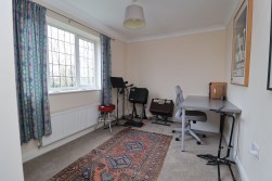 Hall Drive, Worksop, S80