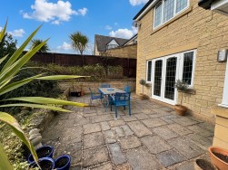 Hall Drive, Worksop, S80