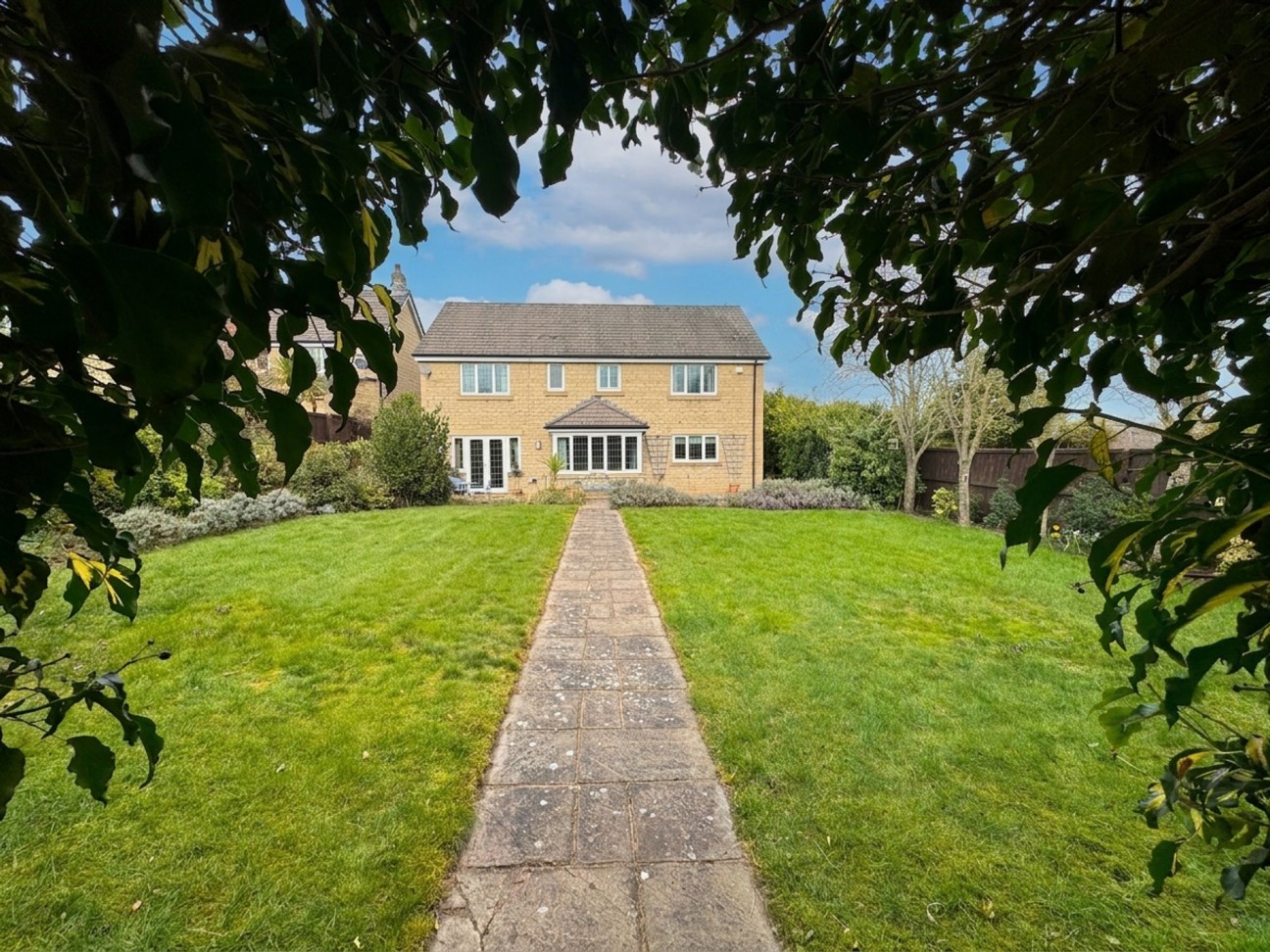 Hall Drive, Worksop, S80