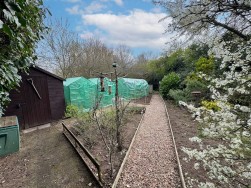 Hall Drive, Worksop, S80