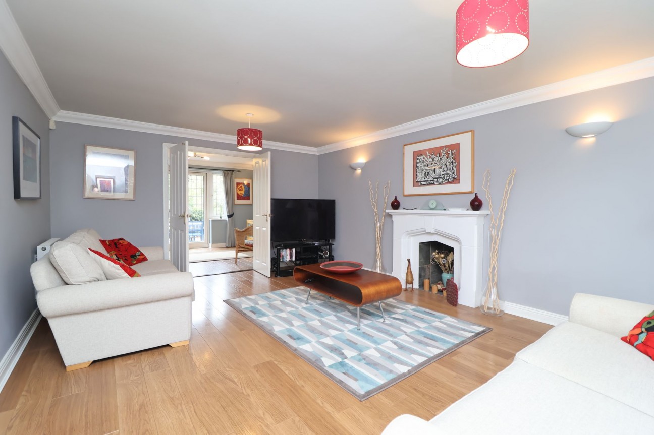 Hall Drive, Worksop, S80