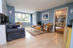 Hall Drive, Worksop, S80