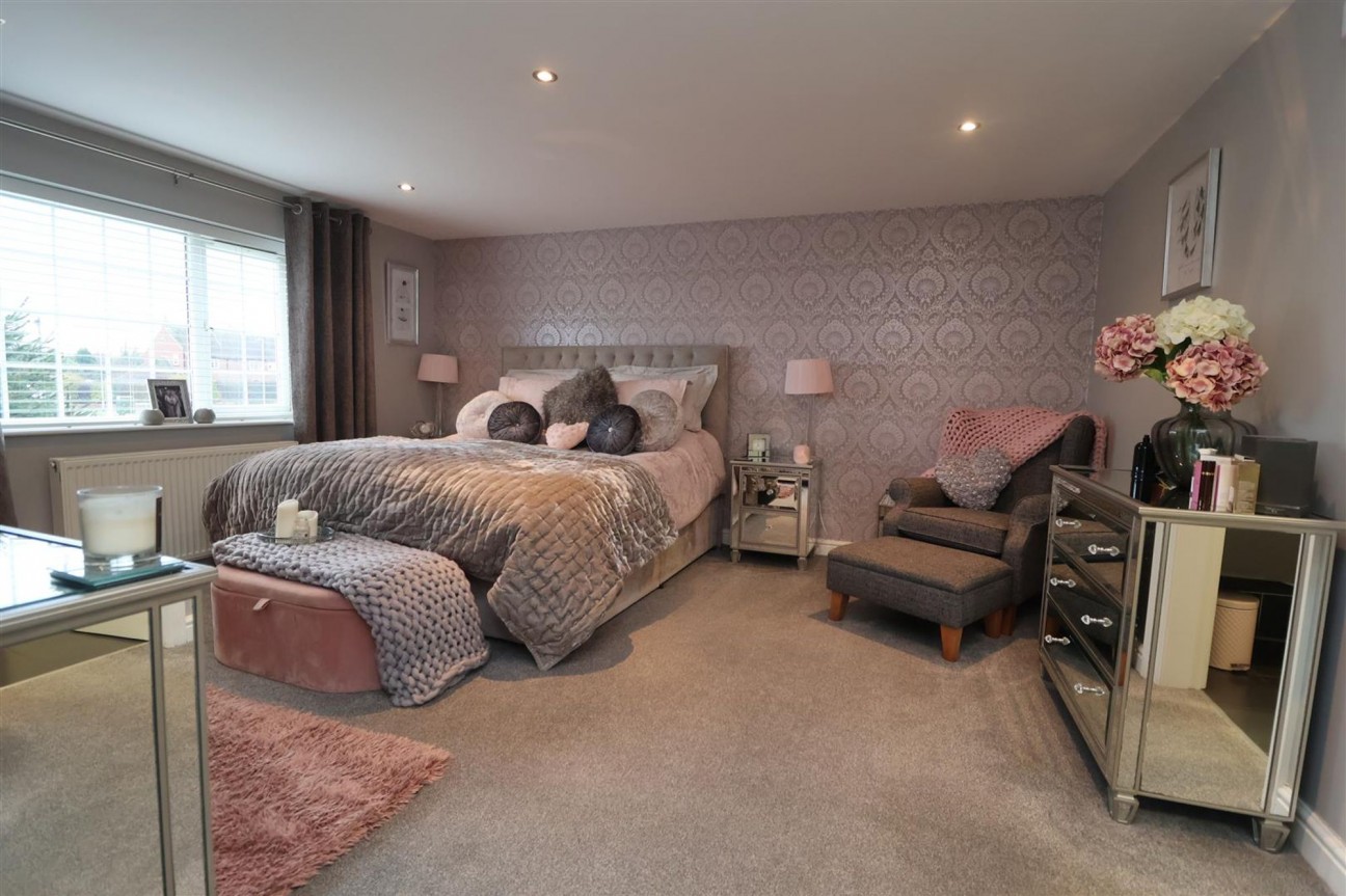 Oxford Road, Carlton-In-Lindrick, S81