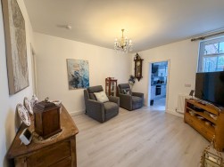 High Street, Clowne, S43