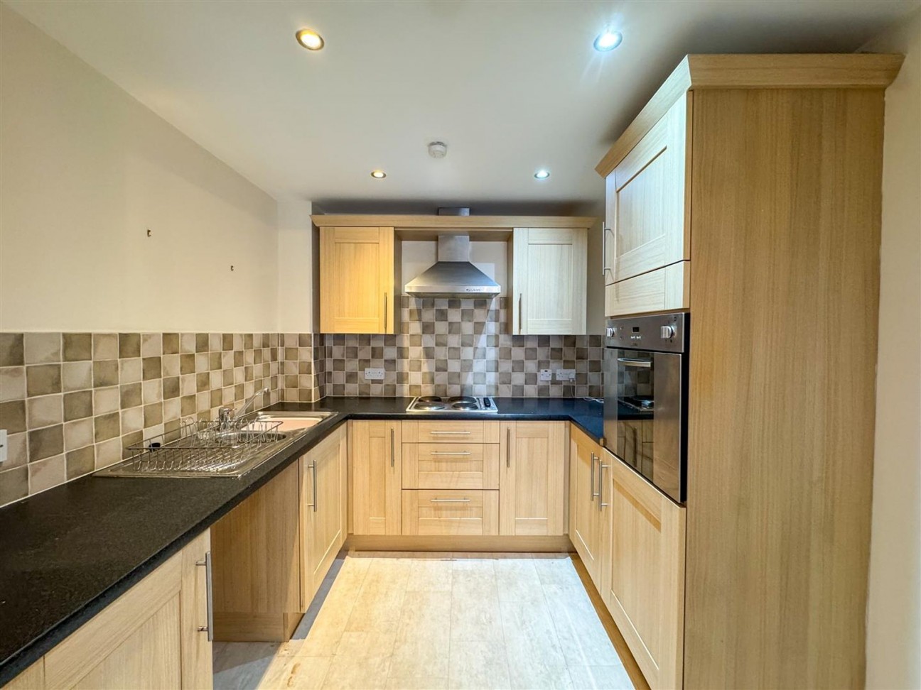 Royal Court, Worksop, S80