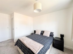 Westfield Way, S43