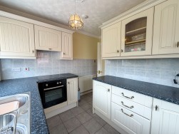 Windsor Road, Carlton-In-Lindrick, S81