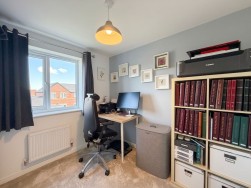 Grebe Way, Langold, S81