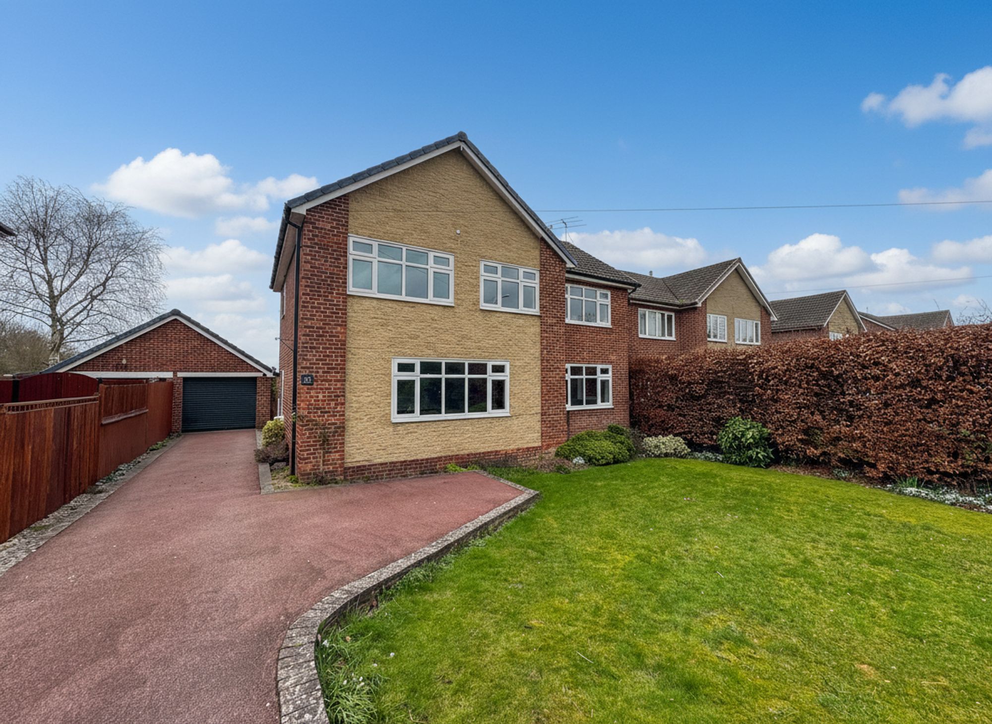 High Road, Carlton-In-Lindrick, S81