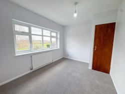 High Road, Carlton-In-Lindrick, S81