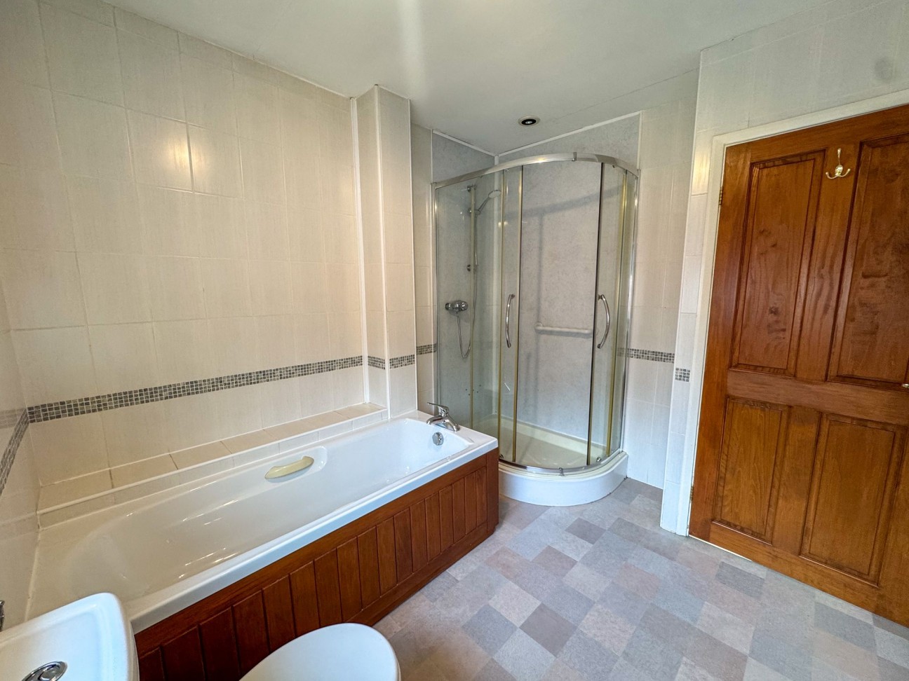 High Road, Carlton-In-Lindrick, S81