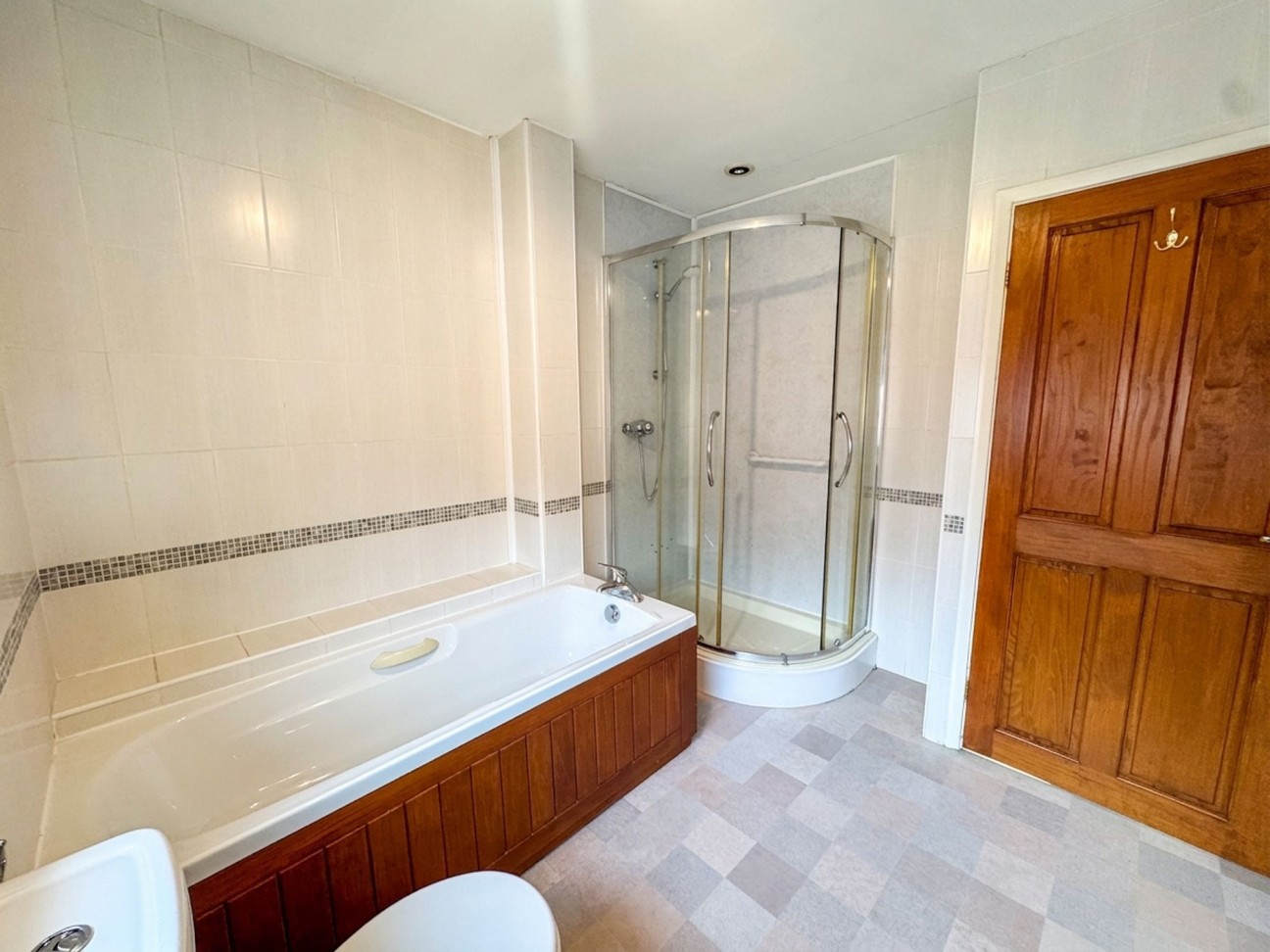 High Road, Carlton-In-Lindrick, S81