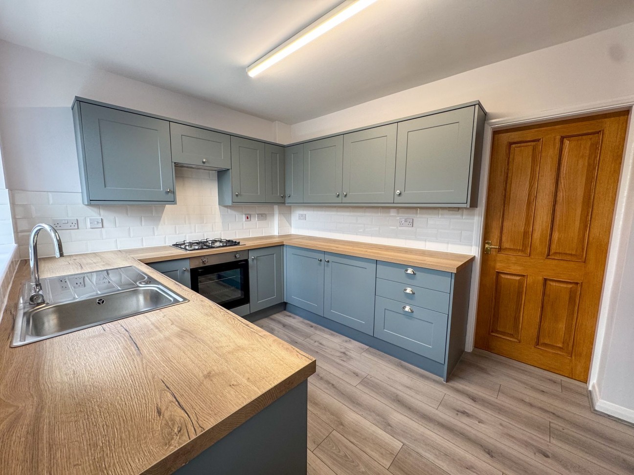 High Road, Carlton-In-Lindrick, S81