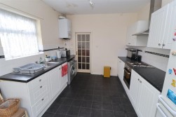 King Street, Hodthorpe, S80