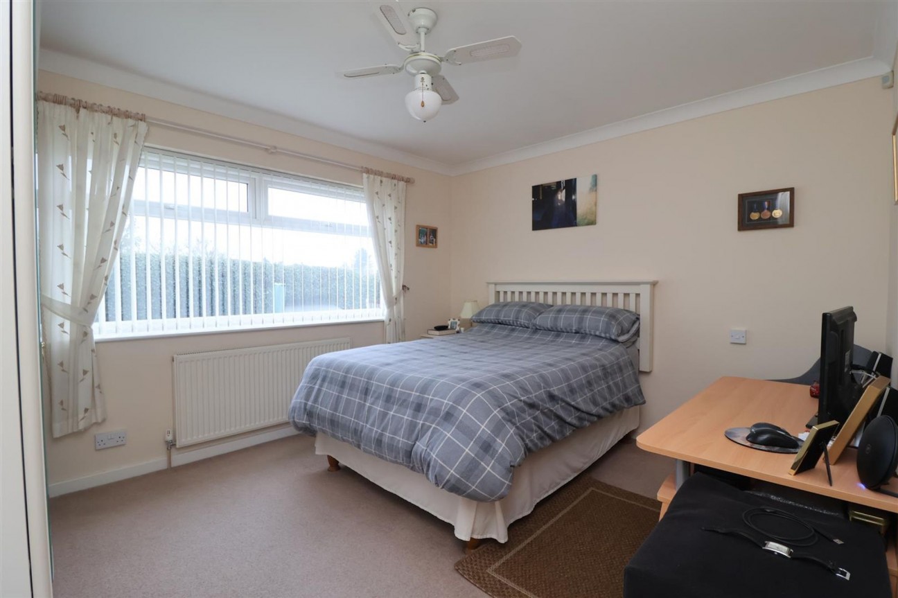 Scholey Avenue, Woodsetts, S81