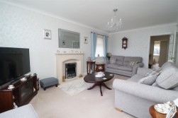 Scholey Avenue, Woodsetts, S81