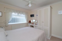 Scholey Avenue, Woodsetts, S81