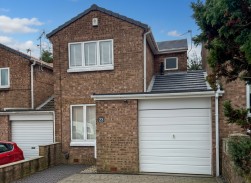 Holding, Worksop, S81