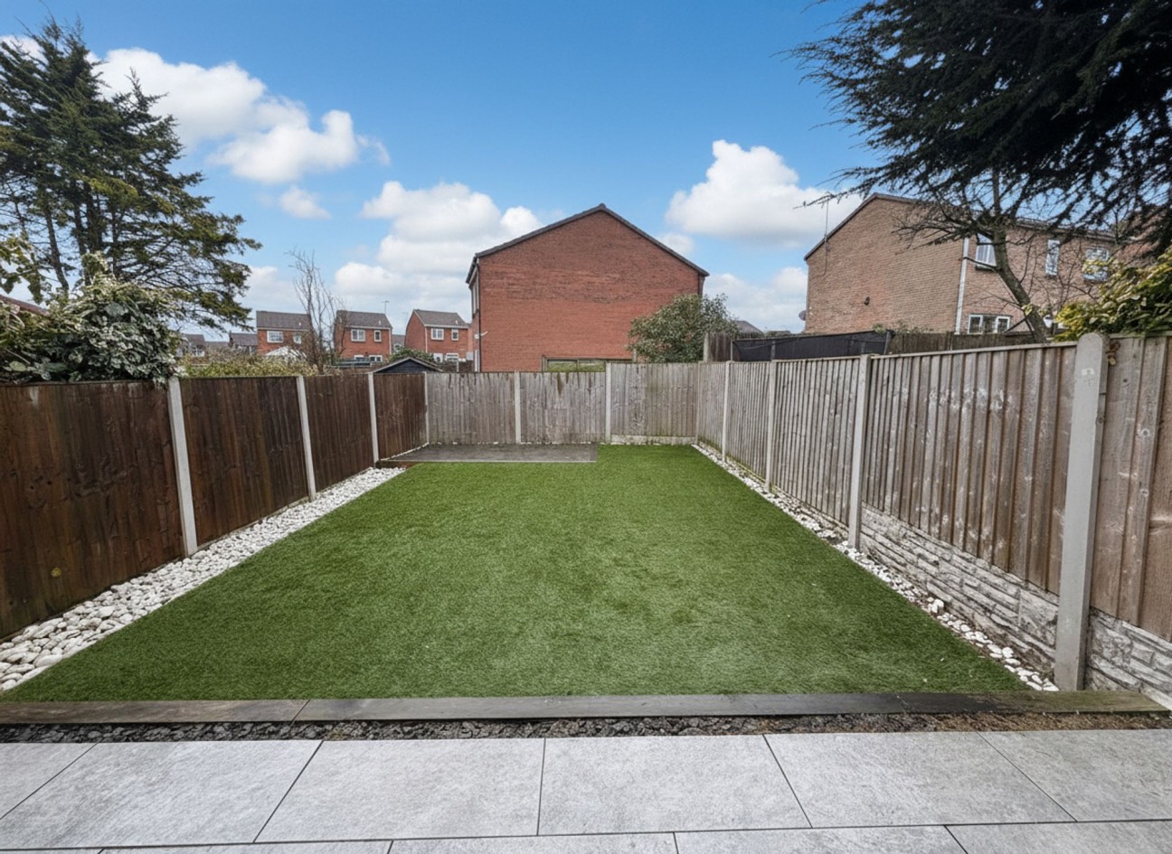 Holding, Worksop, S81