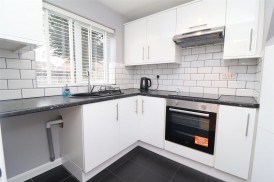 Holding, Worksop, S81