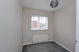 Holding, Worksop, S81