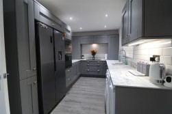 South Parade, Worksop, S81