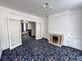 Queen Street, Creswell, S80