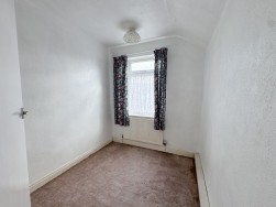 Queen Street, Creswell, S80